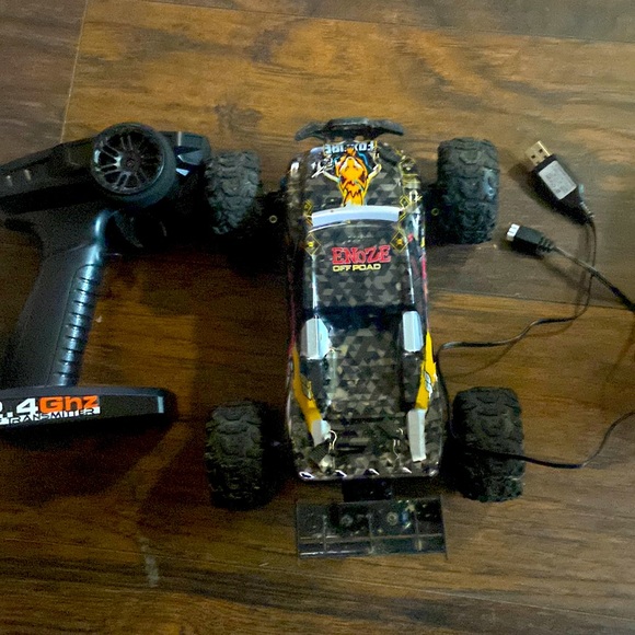 Im not useing the RC care anymore - Picture 1 of 2